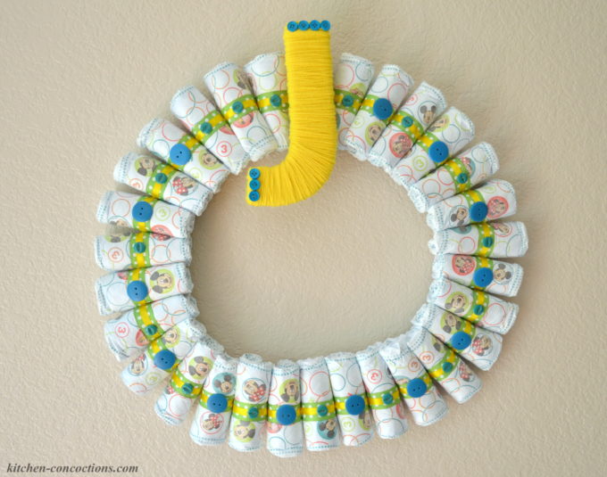 How To Make a Diaper Wreath For a Baby Shower {Crafty Concoctions