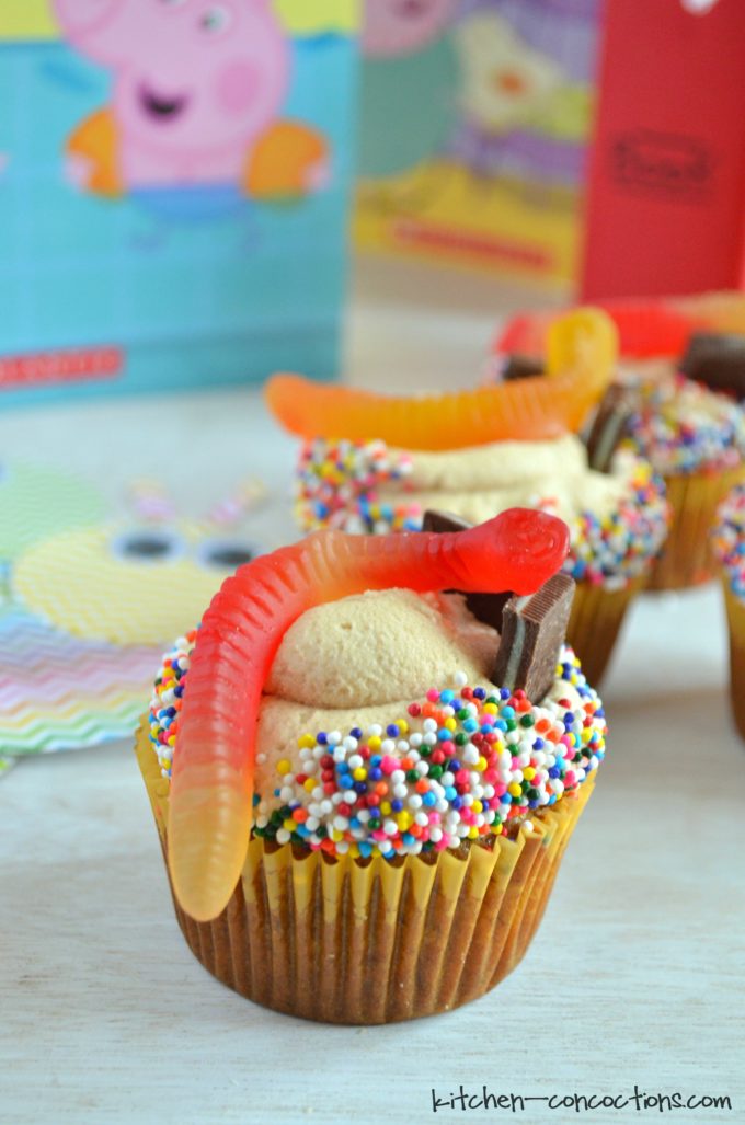 Bookworm Reading Party and Bookworm Cupcakes - Kitchen Concoctions